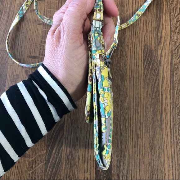 Vera Bradley Lemon Parfait Tiny Traveler Crossbody - Picture 9 of 14